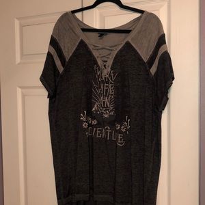 Torrid dark grey graphic T-shirt